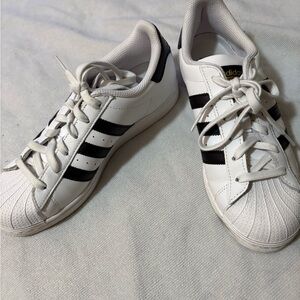 Adidas Classic Shell Toe Sneakers